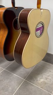 This week I've been spraying the first 2023 guitars !
What a varied bunch, and 3 sunbursts !