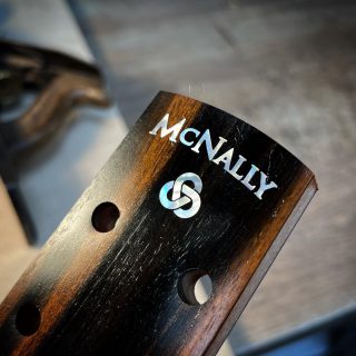 Nothing quite like solid Mother of Pearl for the logo. Freshly inlaid into Green Ebony.

#acoustic #guitar #guitarist #rosewood #tonewood #celticguitar #irishguitar #luthier #guitarmaker #fingerstyle #boutiqueguitar #guitarist #motherofpearl #pearlinlay